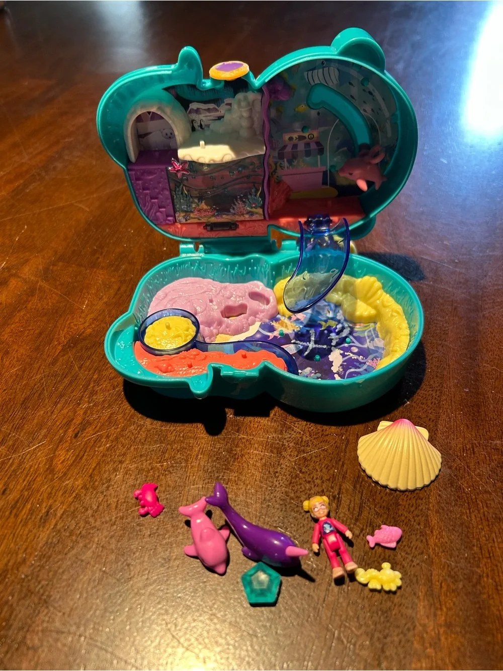 Large Lot of Polly Pockets and Accessories/Sets